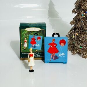 🌻S🌻Silken Flame Barbie Ornament and Travel Case
New in Box